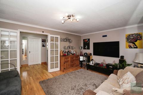3 Daffodil Gardens, Ilford, IG1 2HZ