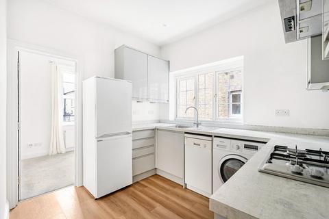 9 Bavent Road, London, SE5 9RY
