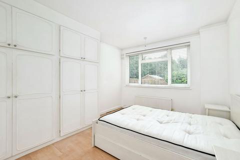 2 bedroom ground floor flat for sale, Lloyd Court, Pinner HA5