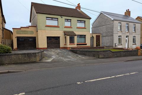 4 bedroom detached house for sale, Penybanc Road, Penybanc, Ammanford, SA18 3QP