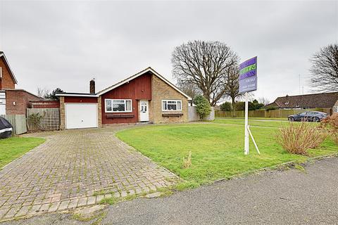 3 bedroom detached bungalow for sale, Crofton Park Avenue, Bexhill-On-Sea