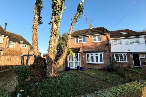 3 bedroom end of terrace house to rent, Braesyde Close , Belvedere