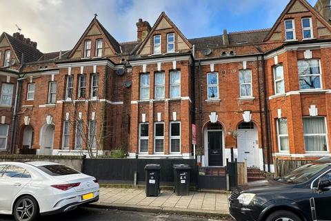 Flat for sale, Lower Ground Floor 87 Leigham Vale, Streatham, London, SW16 2JG