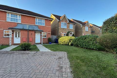 2 bedroom end of terrace house for sale, Bampton Drive, Mill Hill, London