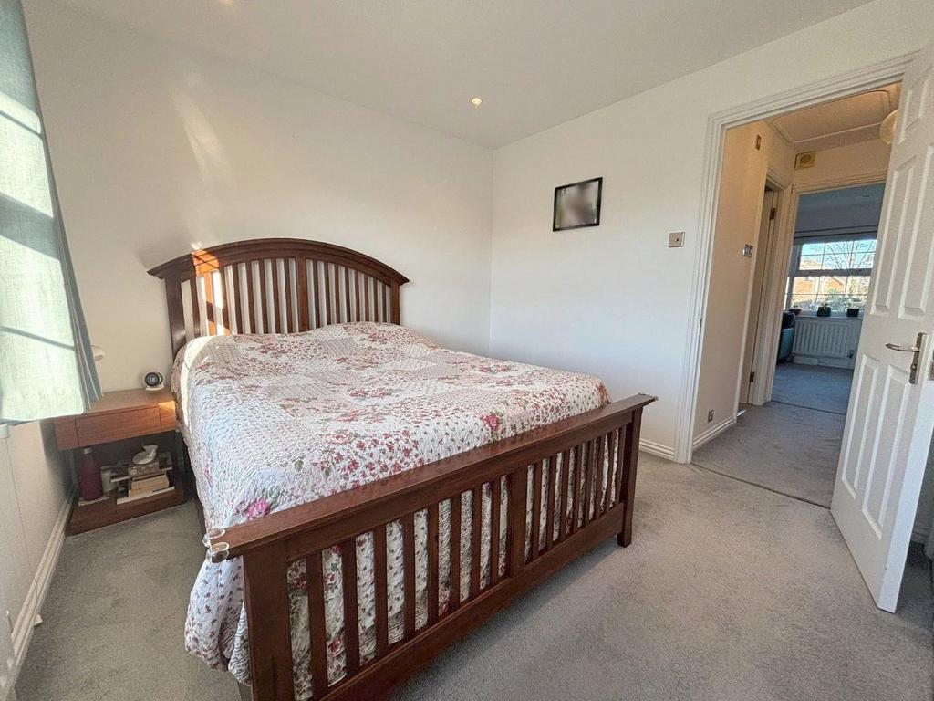 Bedroom 1.12.jpg