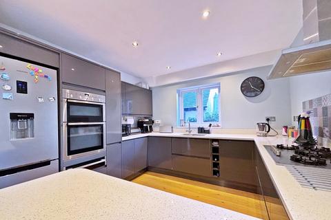 5 bedroom detached house for sale, Wickham Way, Park Langley, Beckenham, BR3