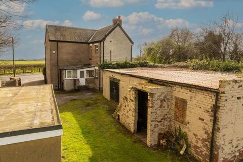 3 bedroom detached house for sale, Cutsyke Road, Featherstone, Pontefract, West Yorkshire, WF7 6BD