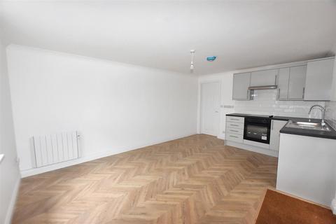 1 bedroom flat for sale, West End, Redruth