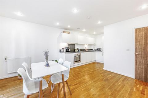 1 bedroom flat for sale, Rosemont Road, Acton