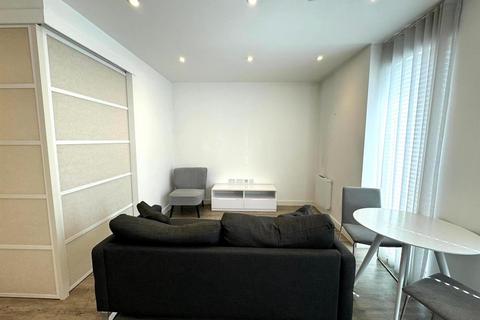 Studio to rent, 300 Kings Road, Reading RG1