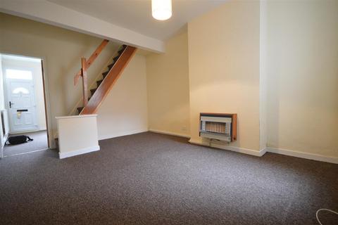 2 bedroom terraced house to rent, Latimer Street, Leicester