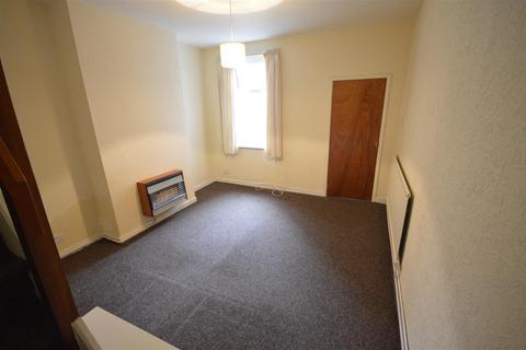 2 bedroom terraced house to rent, Latimer Street, Leicester