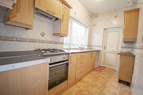 2 bedroom terraced house to rent, Knowle Road, Birmingham B11