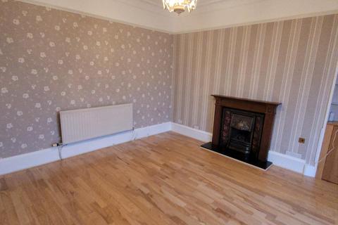 3 bedroom semi-detached house to rent, Gartcows Road, Falkirk, FK1