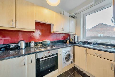 1 bedroom flat for sale, Tanner House, Tanner Street, SE1