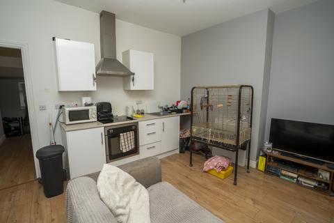 1 bedroom flat for sale, London Road, Holyhead LL65