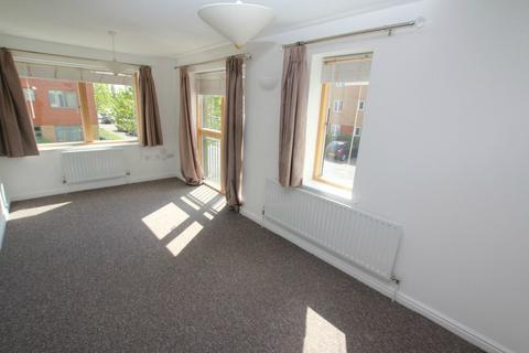 2 bedroom flat to rent, Kilby Road, Stevenage SG1