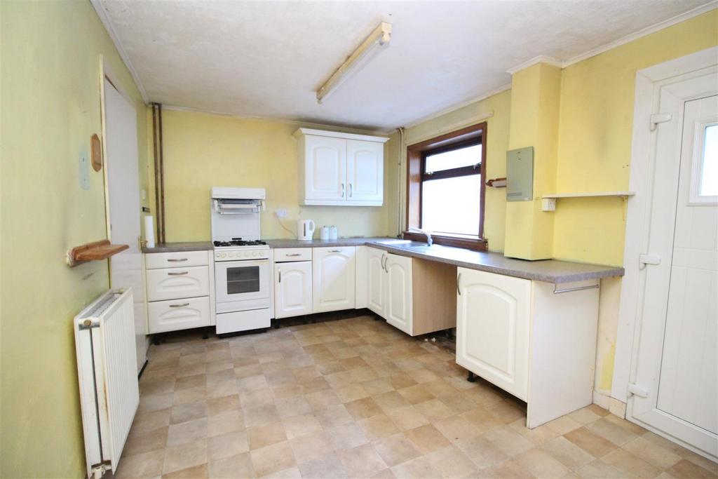 Dining/Kitchen