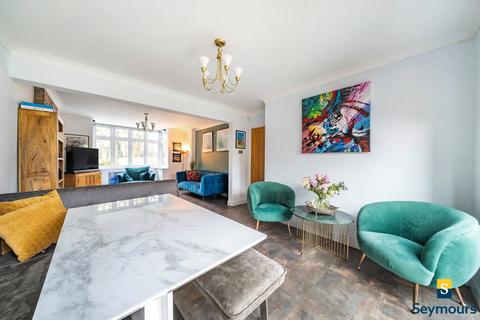 26 Rydes Avenue, Guildford, GU2 9SR