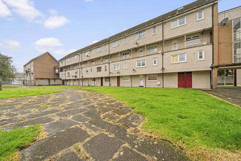 3 bedroom flat to rent, Storie Street, Paisley PA1