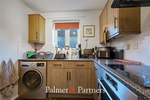 2 bedroom terraced house for sale, Salamanca Way, Colchester, Essex, CO2