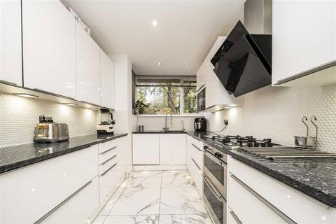 3 bedroom terraced house for sale, Mallard Place, Strawberry Hill TW1