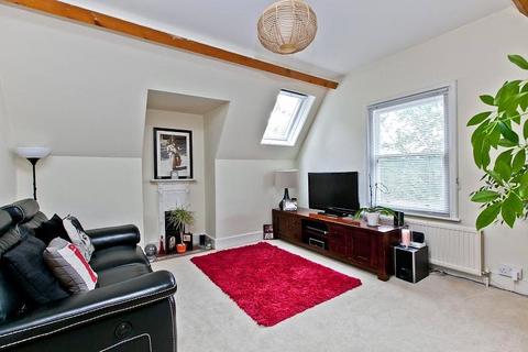 2 bedroom apartment to rent, Station Avenue, Walton-on-Thames, Surrey, KT12