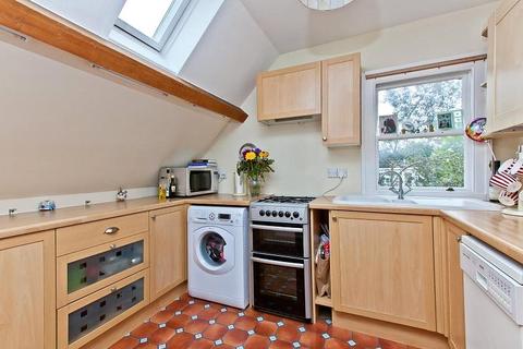 2 bedroom apartment to rent, Station Avenue, Walton-on-Thames, Surrey, KT12