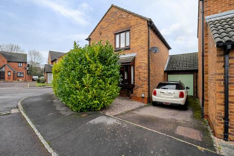 3 bedroom detached house for sale, Chives Place, Warfield, Bracknell