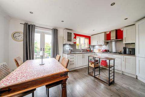 1 Chives Place, Warfield, Bracknell, RG42 3SQ