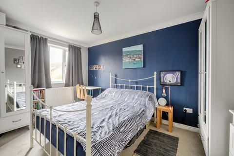 1 Chives Place, Warfield, Bracknell, RG42 3SQ