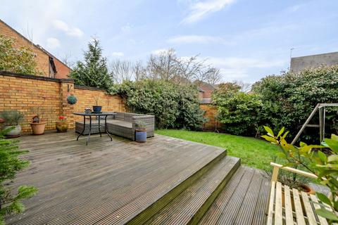 1 Chives Place, Warfield, Bracknell, RG42 3SQ