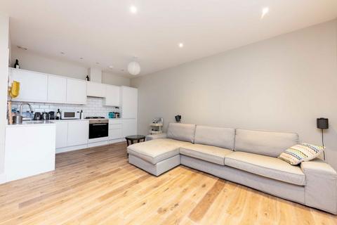 2 bedroom flat for sale, Salusbury Road, London NW6