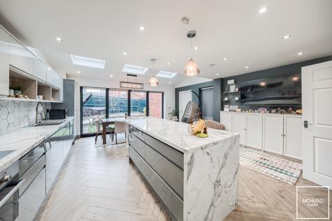12 Bowler Road, Birmingham, B16 0NH