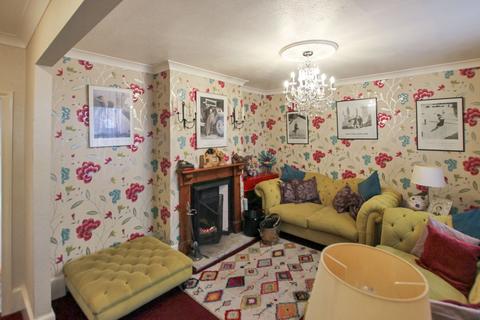 2 bedroom terraced house for sale, Church Road, New Romney TN28