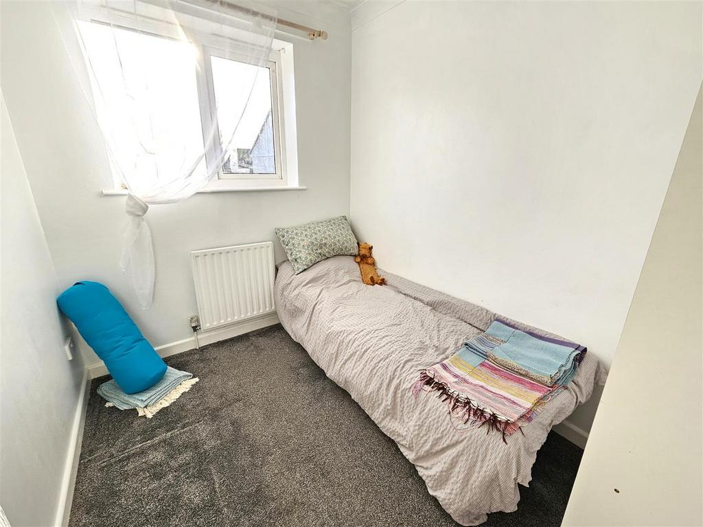 Bedroom 3.jpg