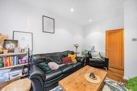 2 bedroom flat to rent, Kellett Road, Brixton, SW2