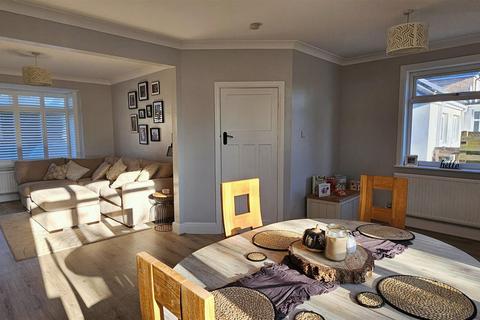 45 Somerleyton Road, Lowestoft, NR32 4RB