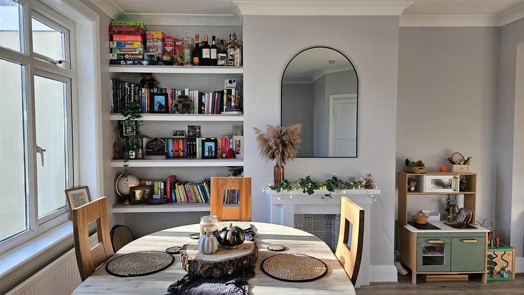 Lounge/Diner