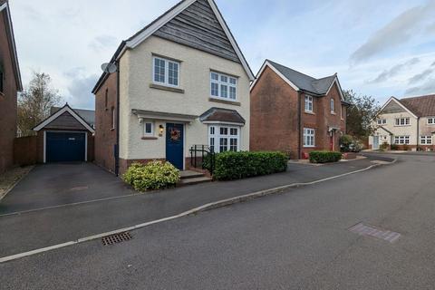 4 Clos Maes Rhedyn, Gorslas, Llanelli, SA14 6SG
