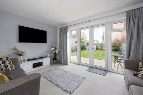 3 bedroom semi-detached house for sale, Verbena Drive, Angmering, Littlehampton, West Sussex, BN16