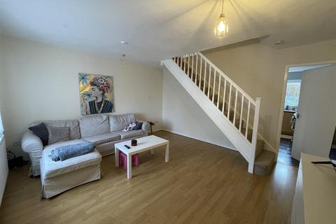 7 Bathurst Close, Rugby, CV22 6TP