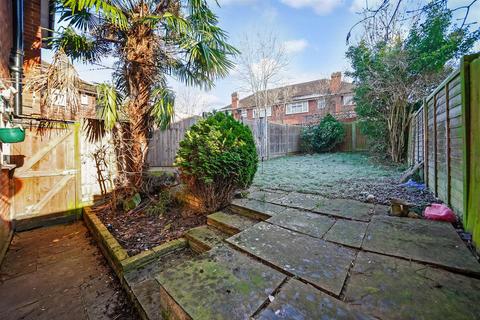 14 Sewardstone Gardens, London, E4 7QE