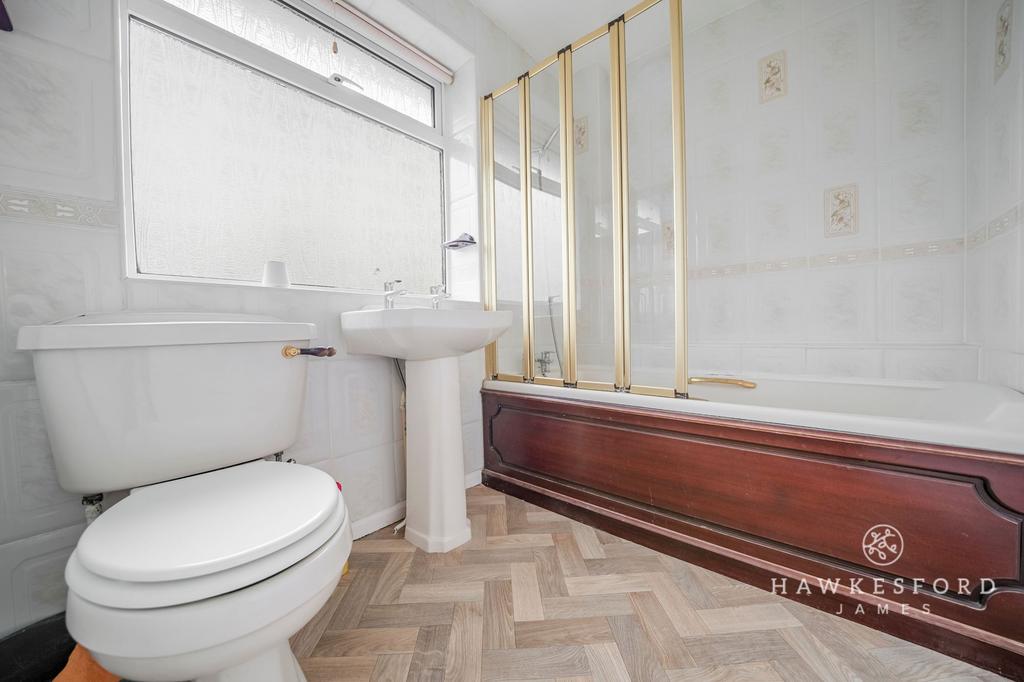 The Poles, Upchurch - Bathroom