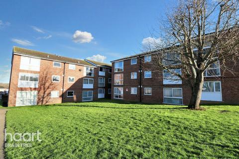 2 bedroom flat for sale, Falkland Court, Braintree