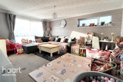 2 bedroom flat for sale, Falkland Court, Braintree