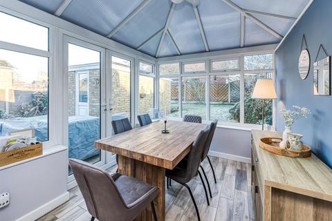 21 Millers Vale, Wombourne, Wolverhampton, WV5 8HR