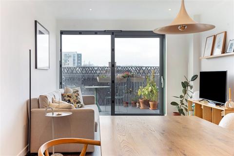 2 bedroom apartment for sale, Wallis Road, London, E9