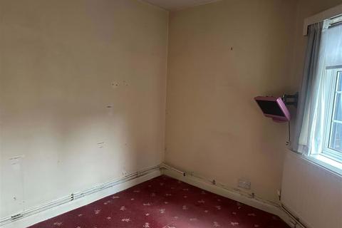 1 bedroom flat for sale, Alexandra Court, Wembley, Middlesex