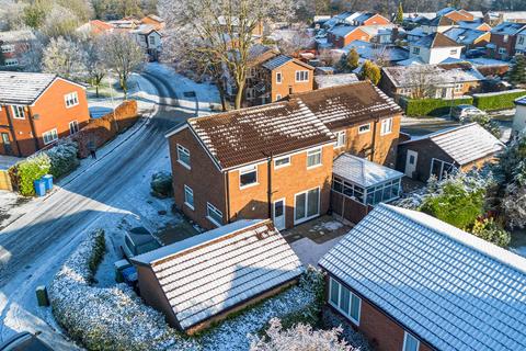 4 bedroom detached house for sale, Gairloch Close, Fearnhead, WA2